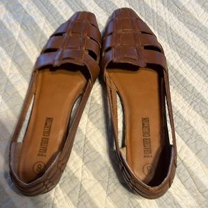 The Leather Collection Brown Weave Flats